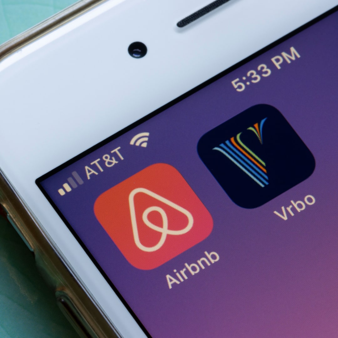 How to manage an Airbnb or VRBO remotely